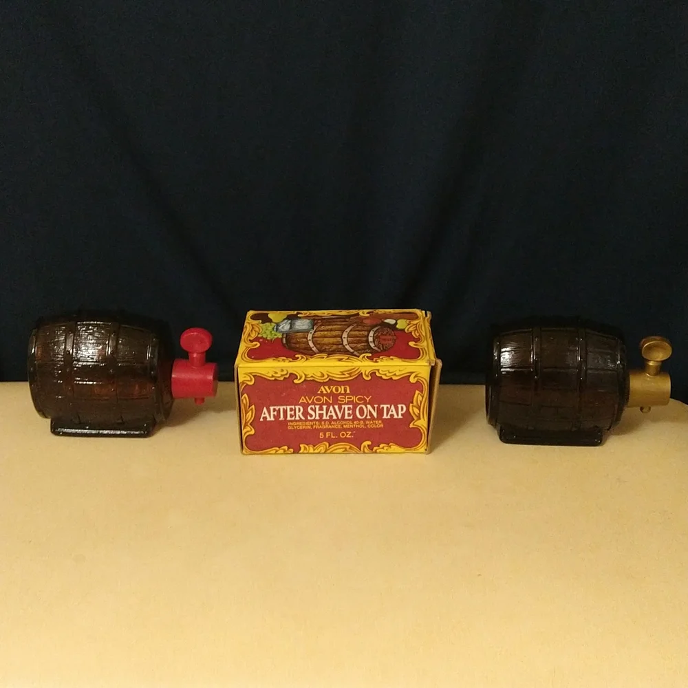 2 Vintage Avon 1974 After Shave On Tap Whiskey Beer Barrel Both Empty